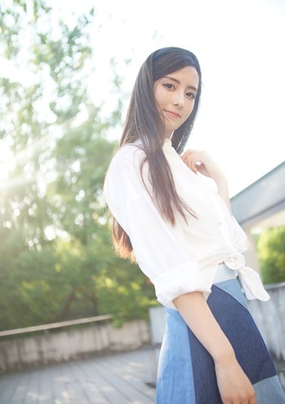 选择伴游时如何确保其服务不超预算(伴游需要注意)